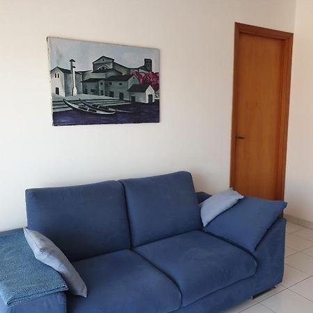 Baia Alcantara Apartments Giardini Naxos Exteriör bild