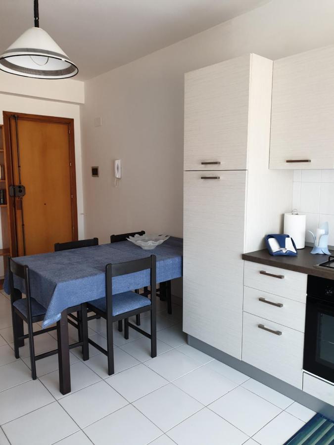 Baia Alcantara Apartments Giardini Naxos Exteriör bild
